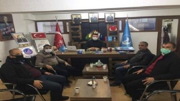 Kilis&#039;te TÜRKAV Başkanı ve yönetiminden Ülkü Ocakları&#039;na ziyaret