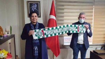 Kırşehir Belediyespor&#039;dan AK Parti&#039;ye hayırlı olsun ziyareti