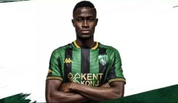 Kocaelispor, Babacar Gueye'yi kadrosuna kattı