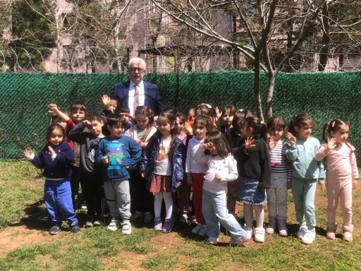 K&uuml;&ccedil;&uuml;k Yaşta Eğitim