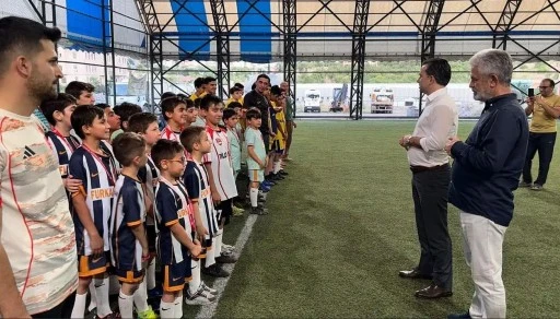 Kupanın Sahibi Altın Çocuklar