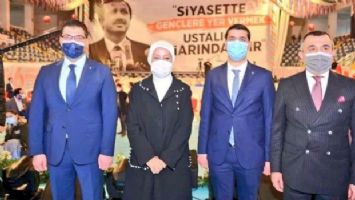 Malatya&#039;da AK gençler Özhüsrev&#039;e emanet