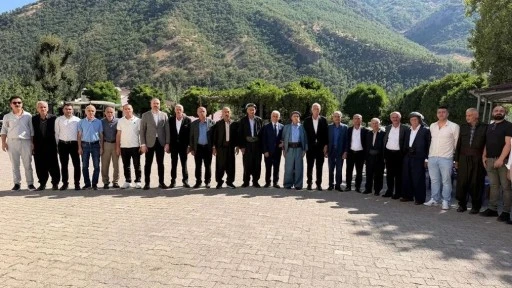 Mervan Gül’den Şırnak’ta Jirki Aşireti Liderine Ziyaret