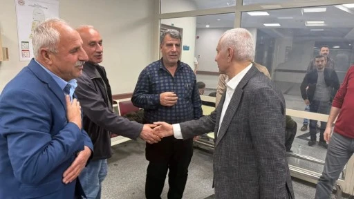 Milletvekili G&uuml;l&rsquo;den Hastalara Moral Ziyareti