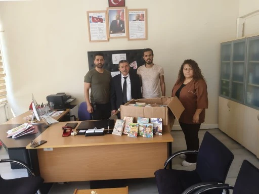 Minik Yüreklerden Büyük Dayanışma: Kitaplar El Değiştiriyor