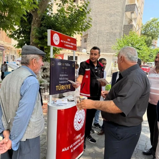 Mobil Sosyal Hizmet Aracı Pervari'de Vatandaşlarla Buluştu