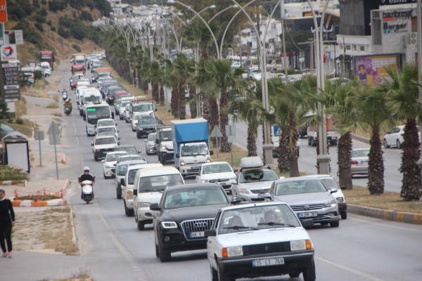 Muğla'ya akın Başkan'ı endişelendirdi: "Bu yoğunluk bize negatif geri dönecek!"