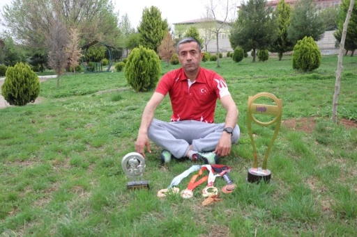 Muhittin Gürhan İstanbul koşusunda da altın madalya aldı