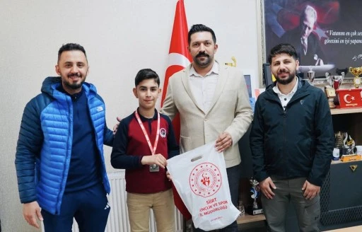 DART ŞAMPİYONASINDA GURUR VEREN DERECE