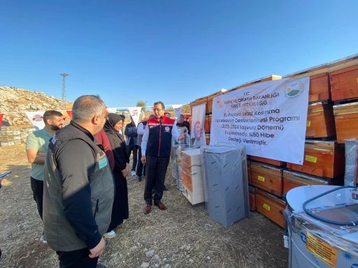Kırsal Kalkınma Programı ile  Arıcılığa Yatırım: Siirt’te Arıcılık Ekipman Dağıtımı Yapıldı