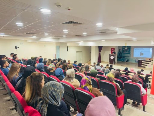 Siirt Eğitim ve Araştırma Hastanesi’nde “CPR ve İleri Yaşam Desteği” Konulu Eğitim Düzenlendi 