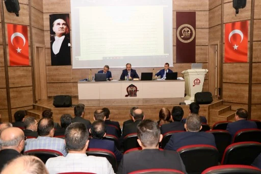 Siirt Valisi  Kızılkaya, İl Koordinasyon Kurulu Toplantısında, Kentteki Yatırımları Masaya Yatırdı