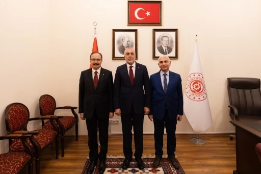 Siirt Valisi Kızılkaya ve Milletvekili G&uuml;l&rsquo;den, Bakan Işıkhan&rsquo;a Ziyaret