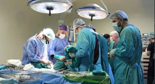 &nbsp;  A&ccedil;ık Kalp Ameliyatı Başlıyor