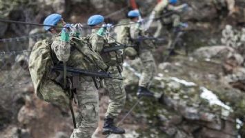 NATO&#039;dan Türk askerine övgü!