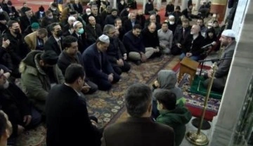 Necmettin Erbakan Fatih Camii'nde dualarla anıldı