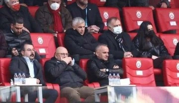 Önder Karaveli, Galatasaray-Antalyaspor maçını tribünden takip etti