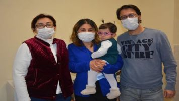 Pamukkale Üniversitesi Hastanesi Eslem Bebek&#039;in dünyasını aydınlattı