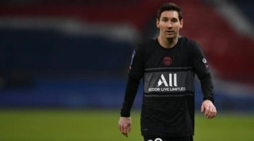 PSG, Messi'yi transfer ettiğine pişman olma noktasında