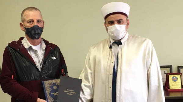 Ramazan ayından etkilenen Alman Hans, Mudanya'da Müslüman oldu