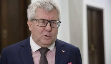 Ryszard Czarnecki'den dikkat çeken açıklama: Türkiye Avrupa'da iç savaşı önledi!