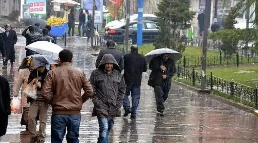 Siirt İ&ccedil;in Sağanak Uyarısı: Yağışlar Kapıda!