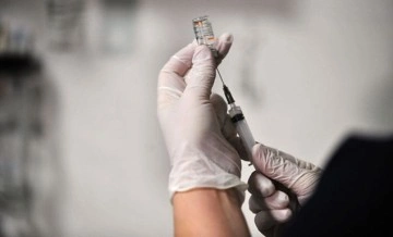 Sağlık Bakanlığı, 'tarihi geçmiş aşı' iddiasını yalanladı