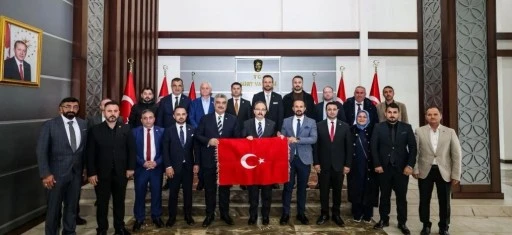 &ldquo;Şehit Aileleri Baş Tacımız&rdquo;