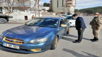 Siirt Baykan&#039;da jandarmadan yol kontrol ve arama uygulaması