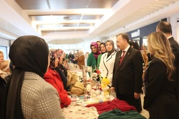 Siirt Belediyesi, 8 Mart Dünya Kadınlar Günü Dolayısıyla Etkinlik Düzenledi