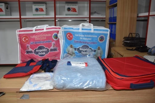 Siirt Belediyesi'nden 1100 Aileye &quot;Hoşgeldin Bebek&quot; Paketi Yardımı