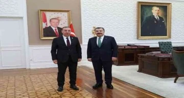 Siirt'e 8'i uzman 14 doktor atandı