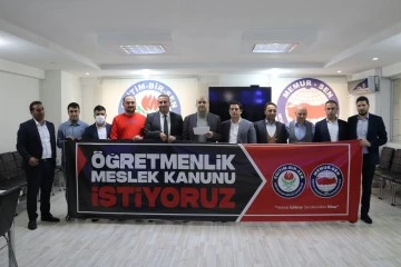 Siirt Eğitim-Bir-Sen'den öğretmenlik meslek kanunu eklentilerine ilişin açıklama