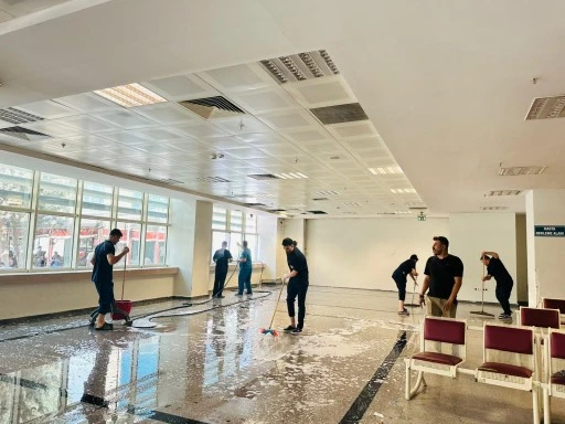 Siirt Eğitim ve Araştırma Hastanesi’nde “Arı Gibi” Çalışan Ekip