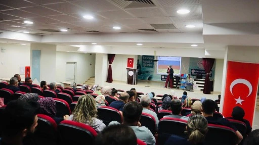 Siirt Eğitim ve Araştırma Hastanesi’nde Genel ve Bölüm Bazlı Temizlik Eğitimi Düzenlendi