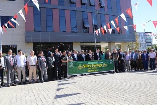 Siirt Fıstığı Doğa ve Kültür Festivali Başladı