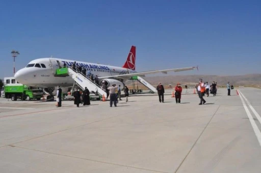 Siirt Havalimanı'nda uçuşlar için bilet satışları başladı