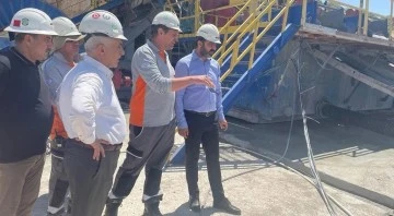 Siirt Milletvekili Gül, Eruh'taki petrol kuyularını inceledi