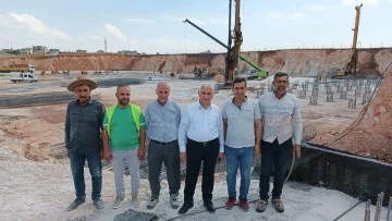 Siirt Milletvekili Mervan Gül, Siirt Eğitim ve Araştırma Hastanesi inşaatını inceledi