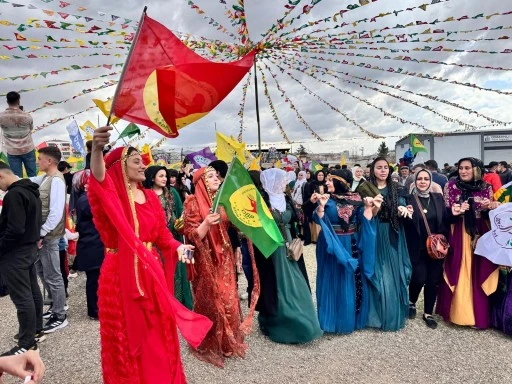 Siirt'te DEM Parti'den nevruz etkinliği
