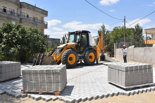Siirt’te Doğan Mahallesi Şavuran Mevkiinde Kilit Parke Çalışmaları Tamamalandı