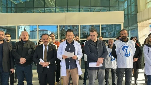 Siirt’te Hekimler ve Sağlık Çalışanları, Sağlık Sistemindeki Sorunlara Dikkat Çekti