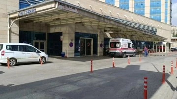 Siirt'te Kontrolden Çıkan Araç Kazaya Neden Oldu: 2 Yaralı