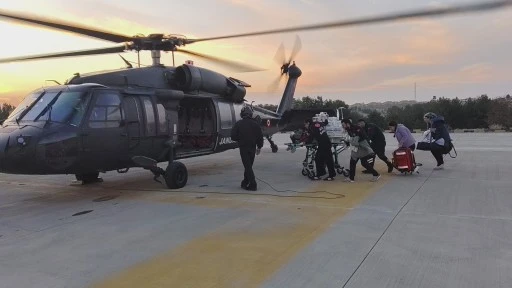 Siirt'te Minik Bebeğe Hızlı Müdahale: Helikopterle Sağlık Tahliyesi Yapıldı