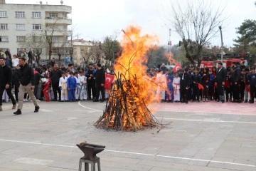 Siirt'te Nevruz Böyle Kutlandı