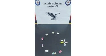 Siirt'te satışa hazır 13 'fişek' eroin ele geçirildi
