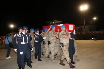 Siirt'te şehit asker için tören düzenlendi