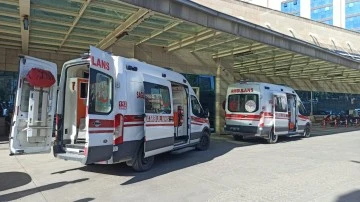 Siirt'te Üzerine Dev Kaya Parçası Düşen Genç Ağır Yaralandı