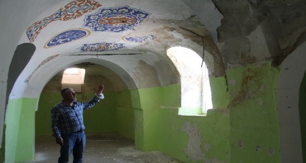 Siirt'te vatandaşlar, 4 asırlık tarihi caminin onarılıp ibadete açılmasını istiyor
