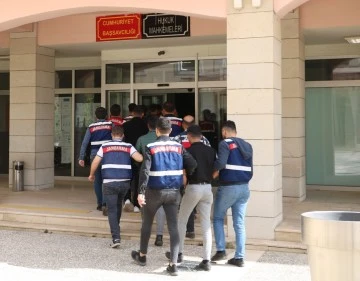 Siirt'te 'yasa dışı' bahis operasyonunda 2 zanlı tutuklandı